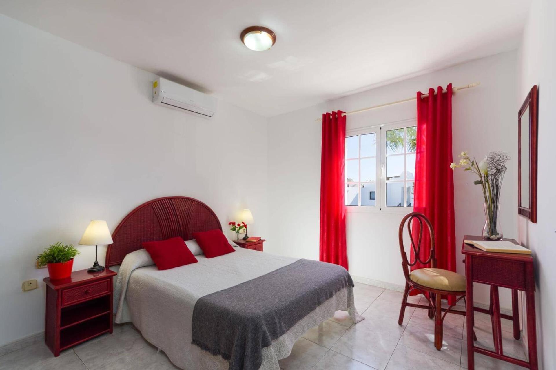 Villa Sol Lanzarote By Puerto del Carmen (Lanzarote)